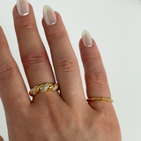 Naomi Ring
