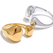 Angela Ring