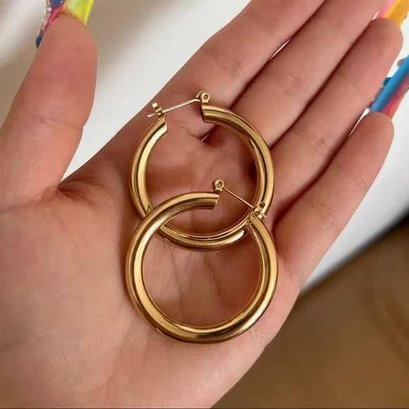 Cameron 14K Hoop Earrings